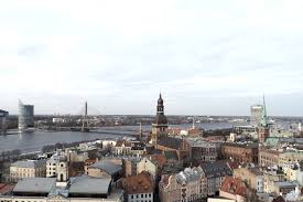 Die lettische hauptstadt riga, die größte stadt des baltikums, zeichnet sich durch eine faszinierende mischung aus lettischen brauchtümern und den. Stadtereise Riga Reisetipps Highlights Die Gradwanderung