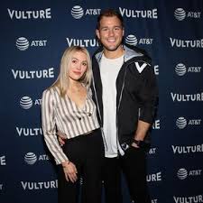 Former 'bachelor' star colton underwood got very candid in a new interview, revealing he used the colton underwood admits he 'experimented' with men & was on grindr before 'the bachelor'. Colton Underwood Promiflash De