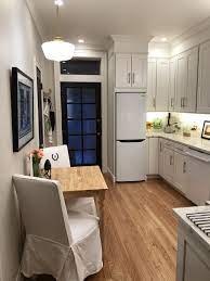 My Bungalow Kitchen 10 Wide X 15 Long And 9 Ceilings Is The Square Footage Small Kitchen Layouts Bungalow Kitchen Kitchen Design