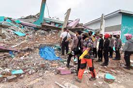 Gempa bumi 13 februari 2021 hit 23.07 pm waktu lokal (9.07 pagi. Gempa Sulawesi Bermagnitudo 6 2 Dalam Sorotan Media Asing Halaman All Kompas Com