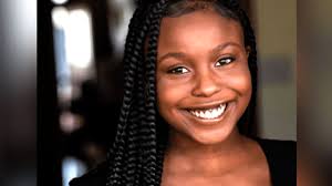 Stay With Me' Ep. 10 Official Clip | The Chi | Season 4 - Youtube