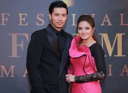 We did not find results for: Mesej Itu Sepatutnya Antara Saya Dan Fazura Hans Isaac Sedia Minta Maaf Kalau Betul Betul Salah Sensasi Mstar