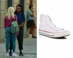 Stardoll, the world's largest community for girls who love fame, fashion and friends. Hanna Season 2 Episode 7 Sandy S White Sneakers Shop Your Tv