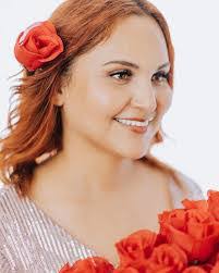 Christina Murrell's Instagram, Twitter & Facebook