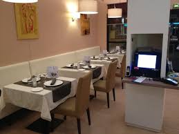.dmax file available fbx file available please : The Building Coder Cloud Based Restaurant Seating And Cleaning