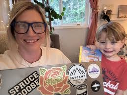 Rachel Menges's Instagram, Twitter & Facebook