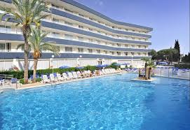 People go to lloret de mar to soak up the sun at lloret de mar beach and to enjoy the many top attractions like water world. Hotel Ght Aquarium Spa Lloret De Mar