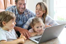 Dal 1° gennaio 2021 sono rivalutati sia i limiti di reddito familiare ai fini della cessazione o riduzione degli assegni familiari e delle quote di maggiorazione di pensione, sia i limiti di reddito mensili per l'accertamento del carico ai fini del diritto agli assegni stessi. Inps Assegno Nucleo Familiare Livelli Reddituali Luglio 2020 Giugno 2021