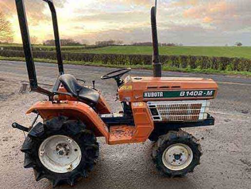 Kubota B1402 Tractor