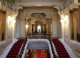 Accesul în muzeu se încheie cu jumătate de oră înainte de închidere. Pin On Craiova