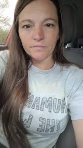 Sara Gail's Instagram, Twitter & Facebook