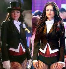 Serinda swan » серинда свон запись закреплена. Canadian Actress Serinda Swan As Zatanna In Smallville Tv Show Dc Cosplay Dc Costumes Superhero Comic