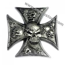 Lassa veya michelin lastikler ile çok. Maltese Cross Skull Resin Emblem Motorcycle