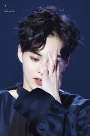 Kris, xiumin, lay, chen, luhan, and tao. Exo Worldwide On Twitter Blond Black Bald Straight Wavy What Is Your Favorite Xiumin Hair Style Beloved Spring Xiumin Butterflyxiuday Weareoneexo Https T Co T7cvtt9vwp