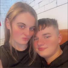 Momsbehavingbadly 添加了1 张新照片。