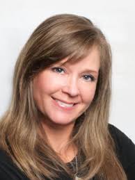 Melissa Roush's Instagram, Twitter & Facebook