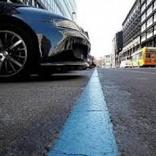 Risultatiimmaginiperstriscebluparcheggio