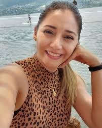 Vanessa Valle's Instagram, Twitter & Facebook