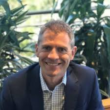 Fascinating thread of images demonstrating the scale and real world impact  of the outages today.