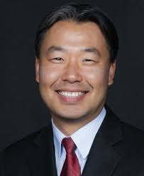 De acólito a pastor