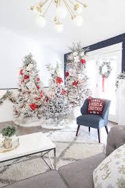 This christmas, make every room look as festive as possible with these jolly christmas decoration ideas. 12 Christmas Tree Decorating Ideas
