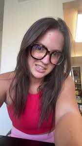 Grace Dehaan's Instagram, Twitter & Facebook