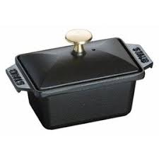This cast iron terrine is perfect for making appetizers, roulades, pâtés, and of course terrines. Staub En France Terrine Mould Small With Lid Black Rectangular 700 Ml L 150 Mm B 110 Mm
