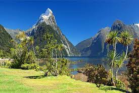 New zealand's dazzling landscapes are made even more alluring because so few people are around to make them feel crowded. Tourism In New Zealand Wikiwand