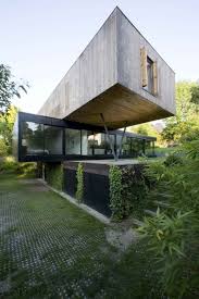 R House By Colboc Franzen Et Associes 21 Rue Leon Cladel Sevres France 92310 Maison Container Maison Contemporaine Belle Maison
