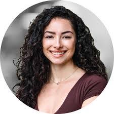 Dianne Munroe's Instagram, Twitter & Facebook