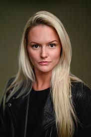 The Family (Short 2016)