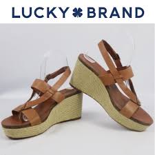 Just say yes to henley as your new tee of choice. Zub Mrtvacnica Malo Lucky Brand Wedge Sandals Thehoneyscript Com