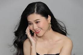 Quế Trân cô đào cải lương trẻ tuổi nhất sắp được phong NSND