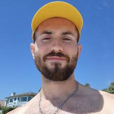 Ziyian Kwan (@ziyiankwan) • Instagram photos and videos