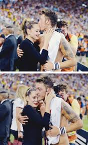 Now just take her out and put me in and it will be a perfect picture Gunner Updates On Twitter Mesut Ozil And Mandy Capristo Ger By Matthias Hangst Http T Co Lqi9cqufh4