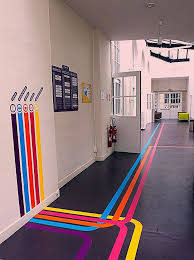 Signa Signaletique Pour Agoranov Adhesif Colore Signaletique Pour Agoranov Adhesif Colore In 2020 Signage Design Wayfinding Design Wayfinding Signage Design