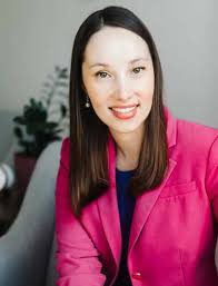 Danielle Franks's Instagram, Twitter & Facebook