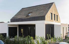 Arjen Reas Architects And Martijn Van Voorden Architecture Work Together In This Unique Home In Zoetermeer The Netherlands Gable House Architecture Architect