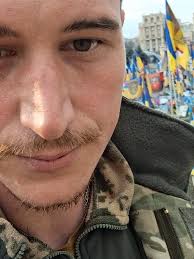 Ogni volta che passo a Maidan, mi fa male il cuore. Tantissimi Giovani...