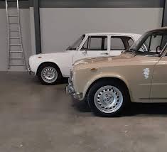 Image result for Bianco Dorato 2014 Alfa-Romeo