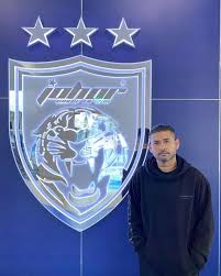 Tunku ismail idris abdul majid abu bakar. Quien Es El Principe De Johor