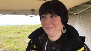 Sáhkabihtážat Yle Sámis: Sálbma-musihkkavideo vuosttašeahket lea  Skábmagovain ja sápmelašvuođa temát šaddet videospeallun Ohcejogas