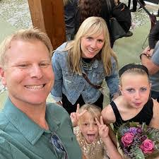 Heather Hanselman's Instagram, Twitter & Facebook