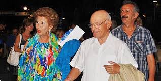 Tarihi bodrum bezi, yeşil üzümlü dastar bezi ve yeşilyurt bürümcük bezini dokuyacaklarını söyleyen funda akçalı, başkan aras'a desteklerinden. D Marin Turgutreis Te Muzik Soleni