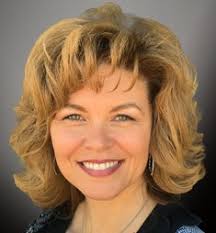 Jennifer Gonzalez Expert REALTOR® 888-550-4440