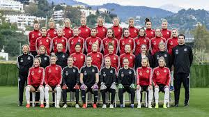 Sie konnten aber bisher nicht an die erfolge ihrer männlichen kollegen anknüpfen. Dfb Frauen In Frankreich Live Auf Eurosport Dfb Deutscher Fussball Bund E V