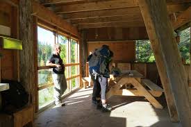 It is 180 km long, with 12 huts along the trail for campers or hikers to take shelter in. The Sunshine Coast Trail Day Tours Powell River Aktuelle 2021 Lohnt Es Sich Mit Fotos