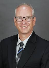 Todd Snedden's Instagram, Twitter & Facebook