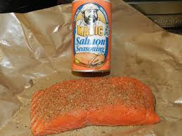 Reduce heat to a simmer and add salmon. Pan Seared Salmon With Avocado Mango Pico De Gallo Best Salmon Recipe Healthy Haven