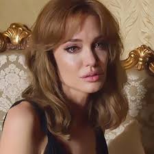 Brad Pitt And Angelina Jolie Movie By The Sea Angelina Jolie Reveals Her Inspiration For Making By The Sea Angelina Jolie Blonde Angelina Jolie Makeup Angelina Jolie Style